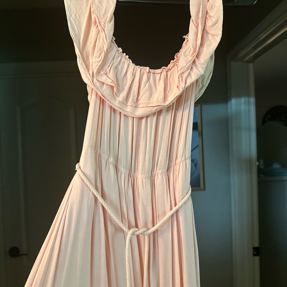 Elegant Pink Maxi Dress